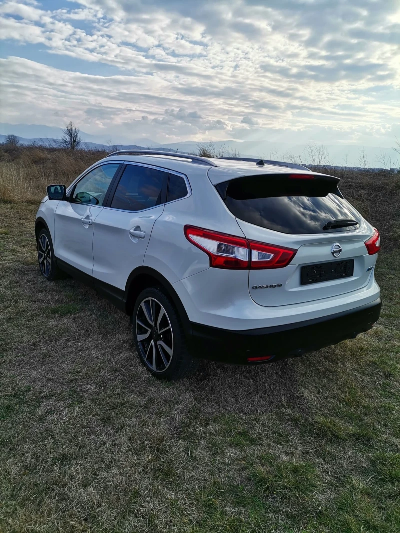 Nissan Qashqai 1.5 DCI TEKNA /360/CAMERA/NAVI/PANORAMA/KEYLESS, снимка 12 - Автомобили и джипове - 49351457