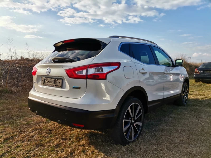 Nissan Qashqai 1.5 DCI TEKNA /360/CAMERA/NAVI/PANORAMA/KEYLESS, снимка 9 - Автомобили и джипове - 49351457