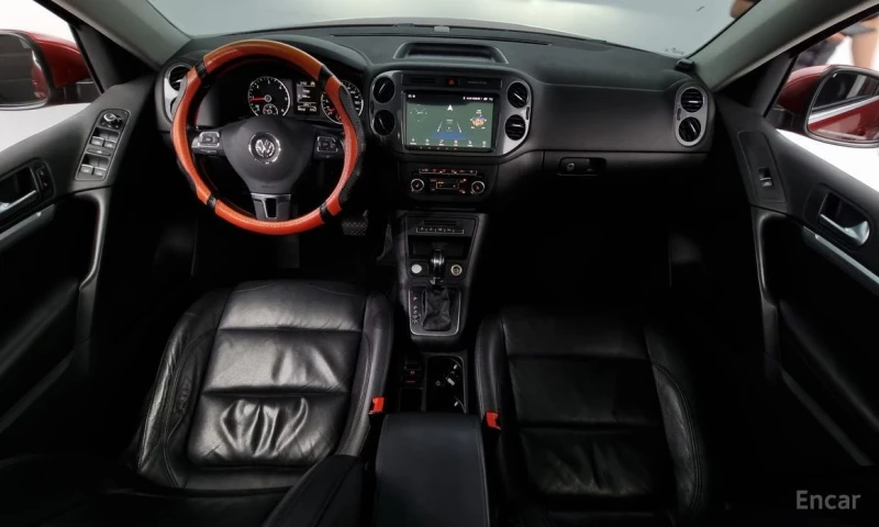 VW Tiguan, снимка 7 - Автомобили и джипове - 52926051