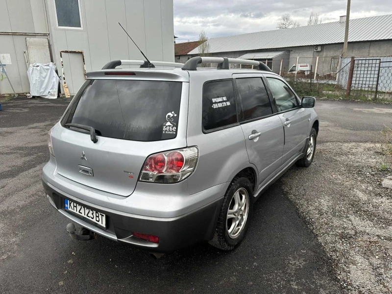 Mitsubishi Outlander 2.0, снимка 3 - Автомобили и джипове - 53266115