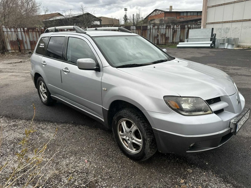 Mitsubishi Outlander 2.0, снимка 4 - Автомобили и джипове - 53266115