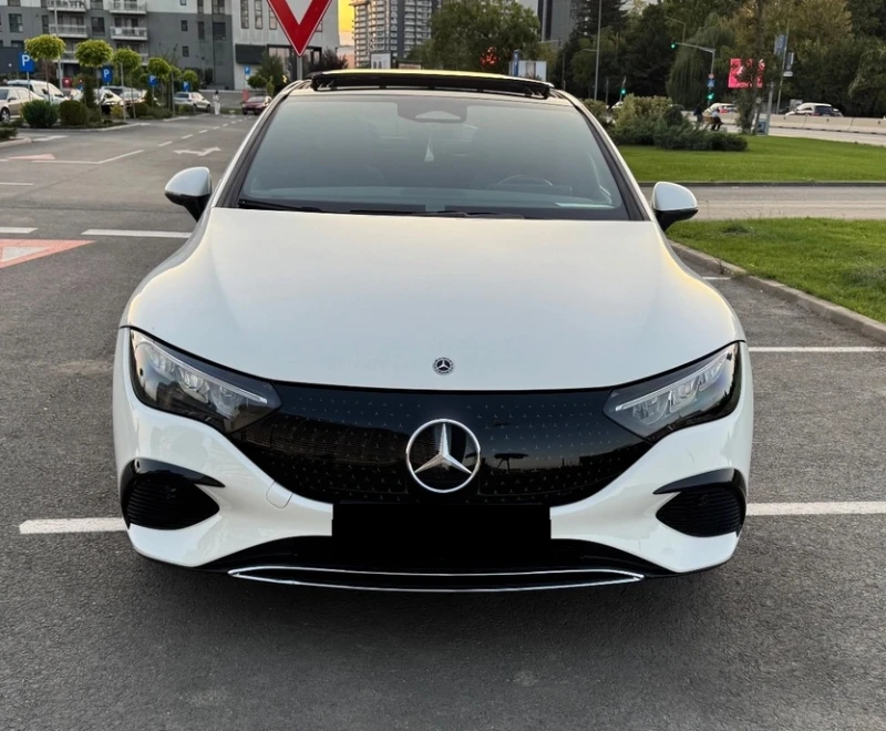 Mercedes-Benz EQE 350+ 