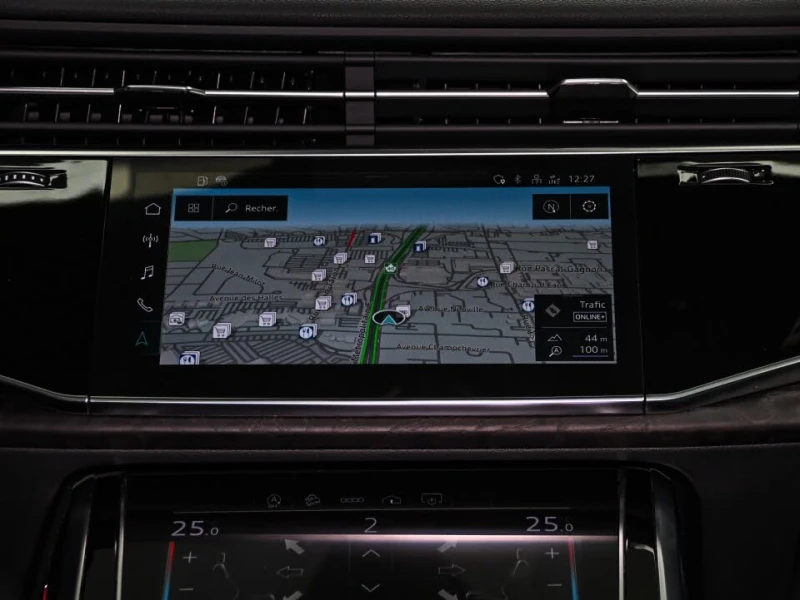 Audi Q7 quattro Komfort 55* TFSI* АвтоКредит* (ЦЕНА ДО БГ), снимка 10 - Автомобили и джипове - 53500301