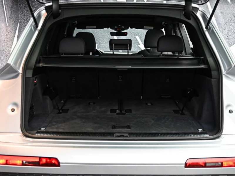 Audi Q7 quattro Komfort 55* TFSI* АвтоКредит* (ЦЕНА ДО БГ), снимка 17 - Автомобили и джипове - 53500301