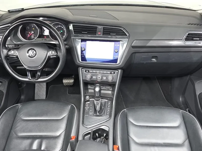 VW Tiguan, снимка 7 - Автомобили и джипове - 55297325