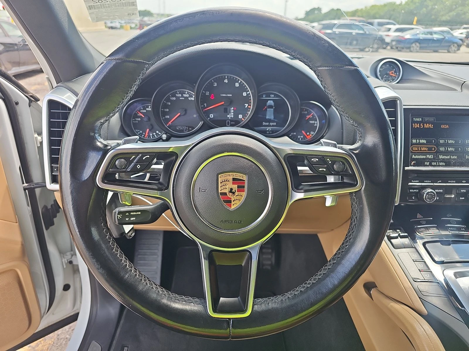 Porsche Cayenne BOSE* LANE ASSIST* KEYLESS* БЯЛА ПЕРЛА* NAVI - изображение 6
