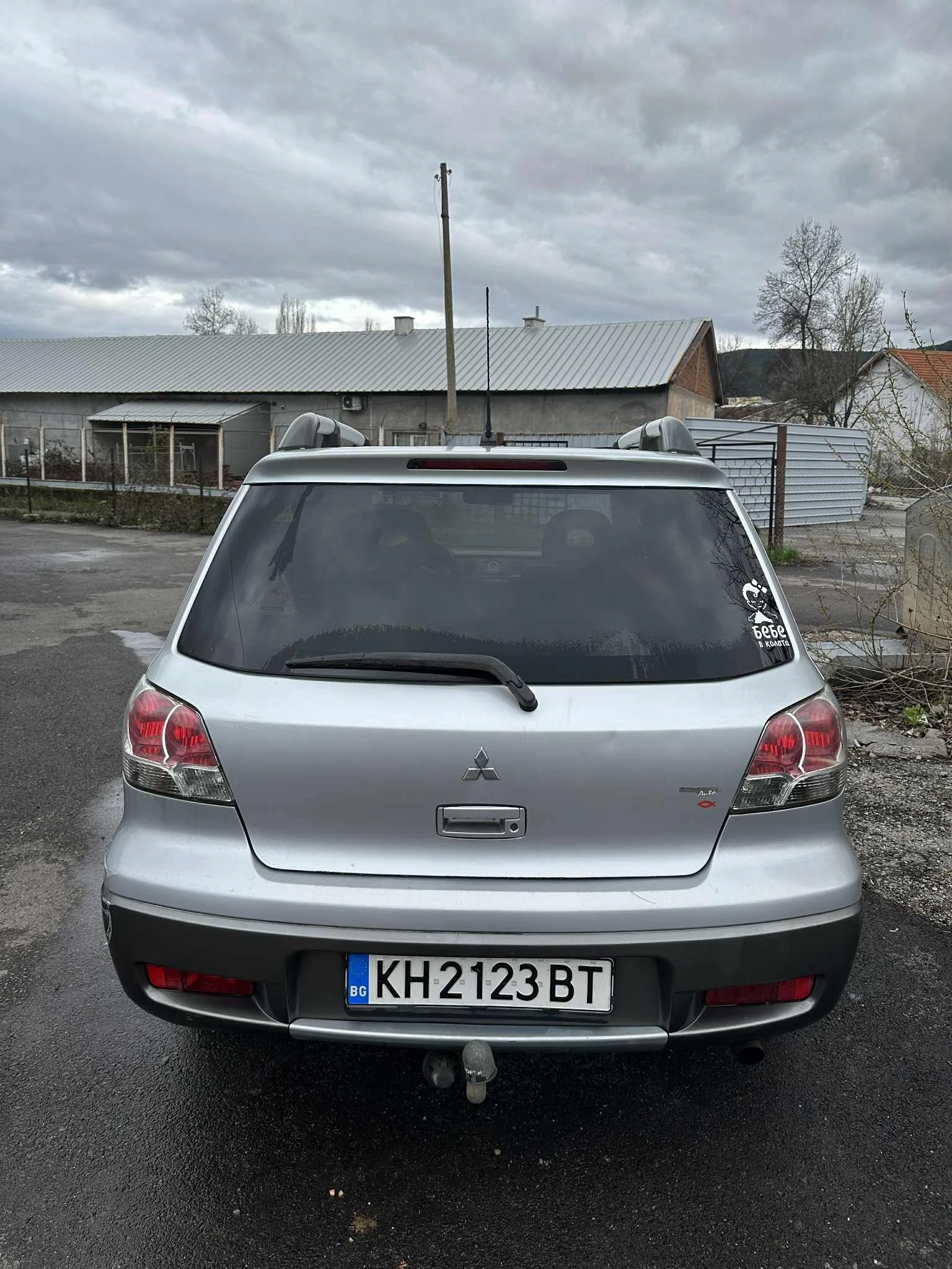 Mitsubishi Outlander 2.0 - изображение 2