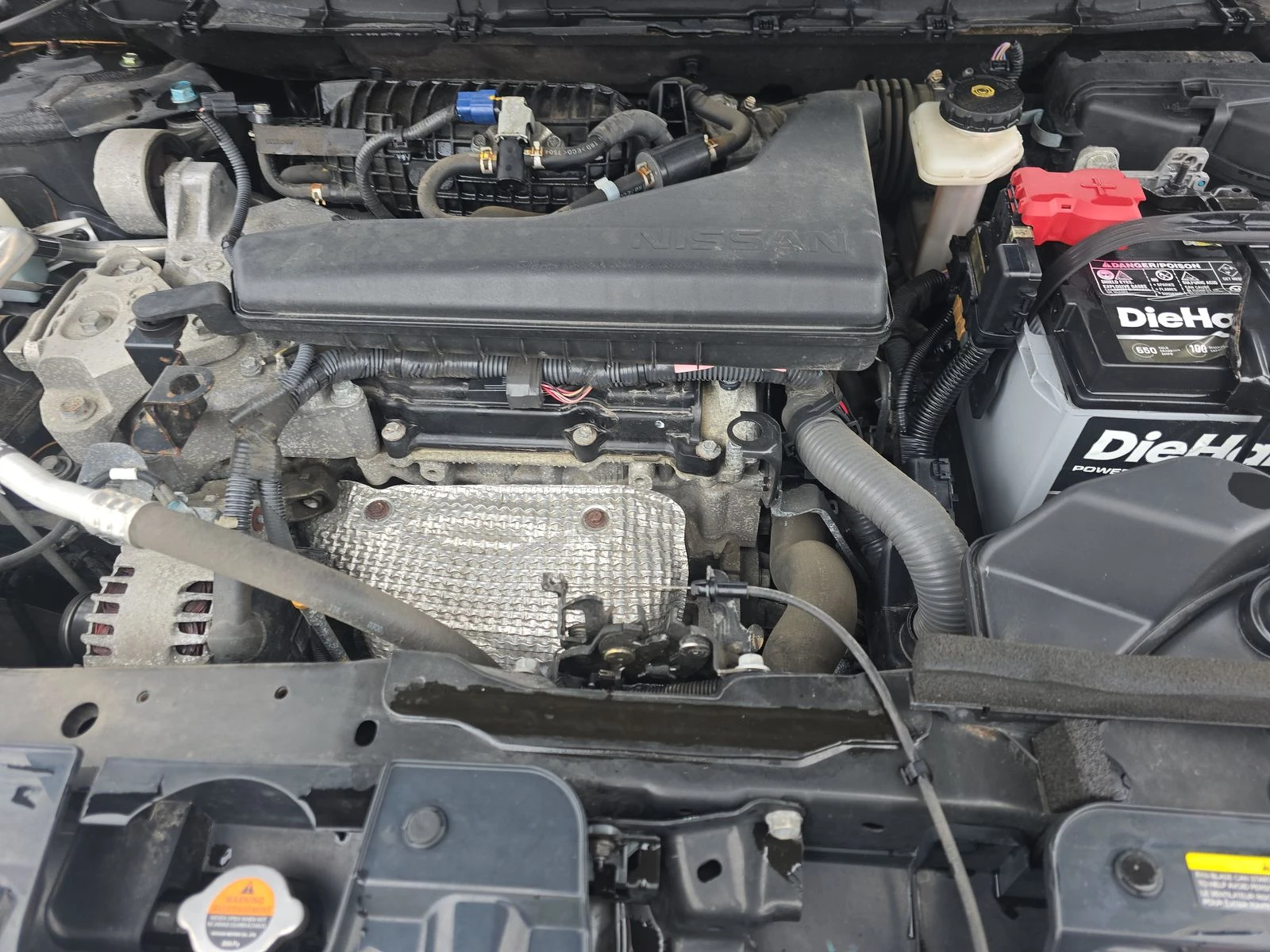 Nissan Rogue, снимка 13 - Автомобили и джипове - 53928459