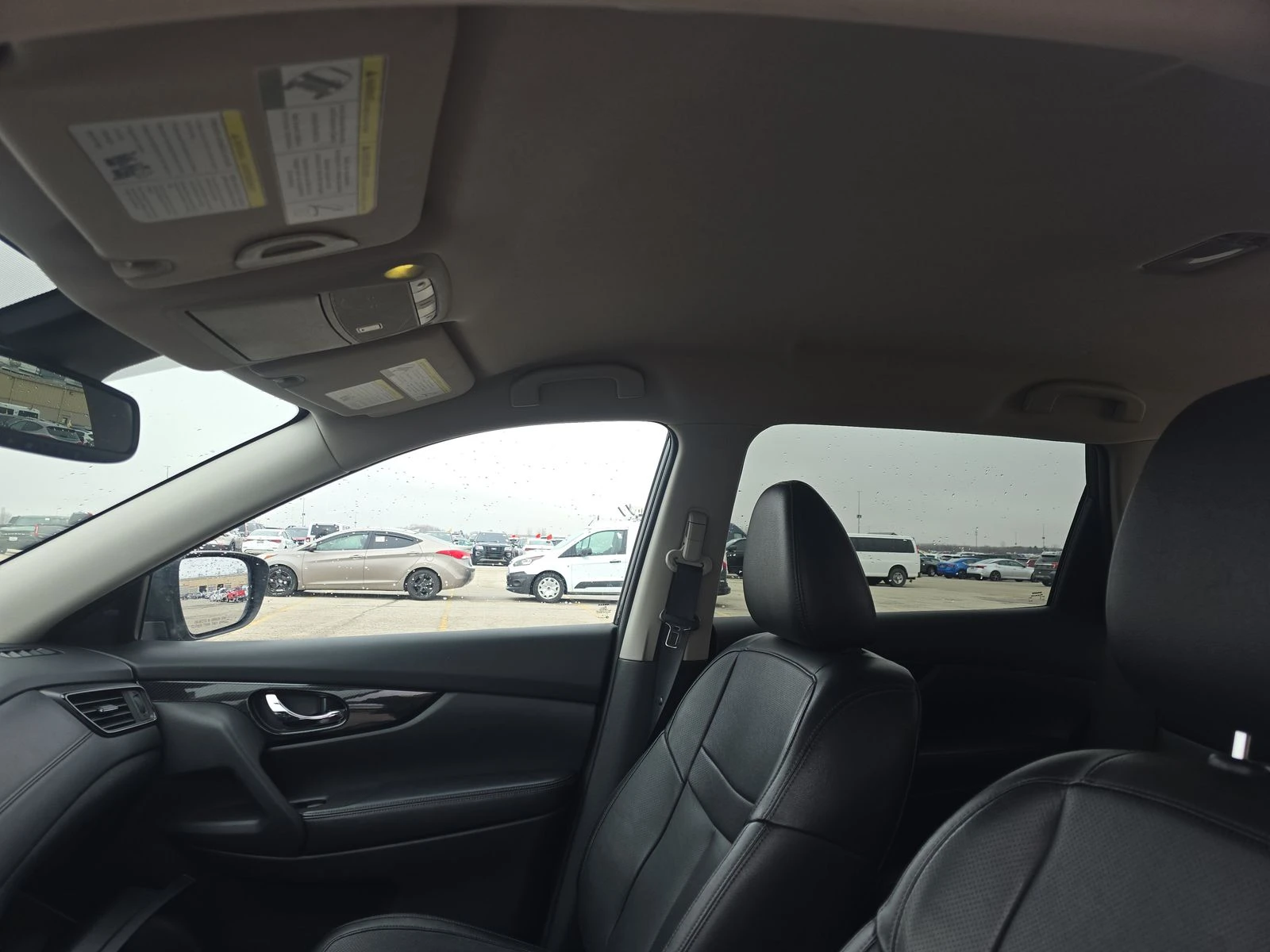 Nissan Rogue, снимка 11 - Автомобили и джипове - 53928459