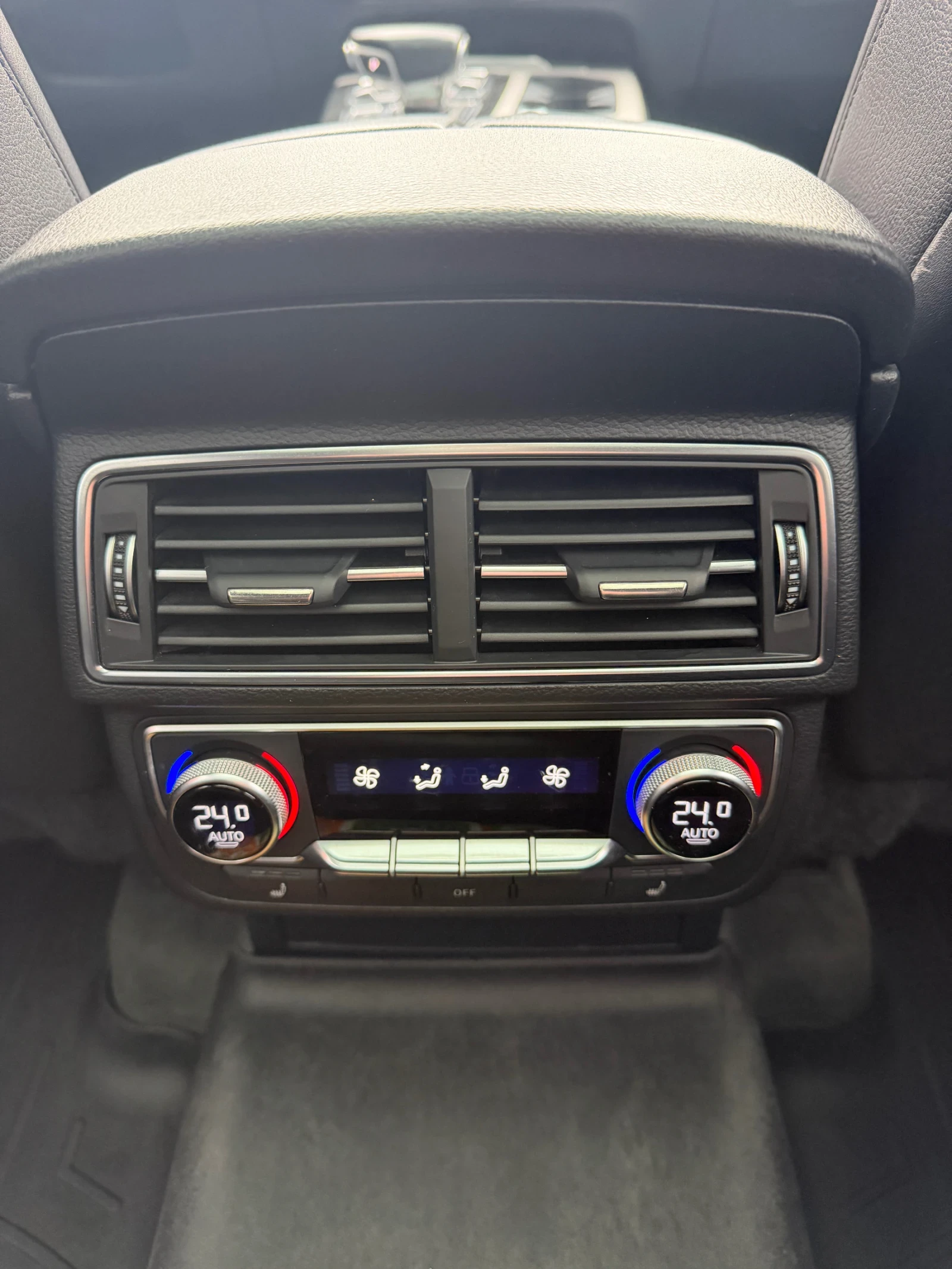 Audi Q7, снимка 7 - Автомобили и джипове - 53940026