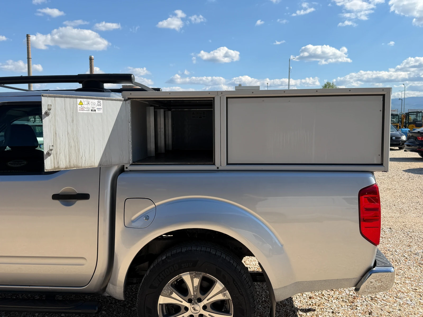 Nissan Navara 2.5TDI, 4x4, Клима , Нов внос, , , , снимка 9 - Автомобили и джипове - 54296928