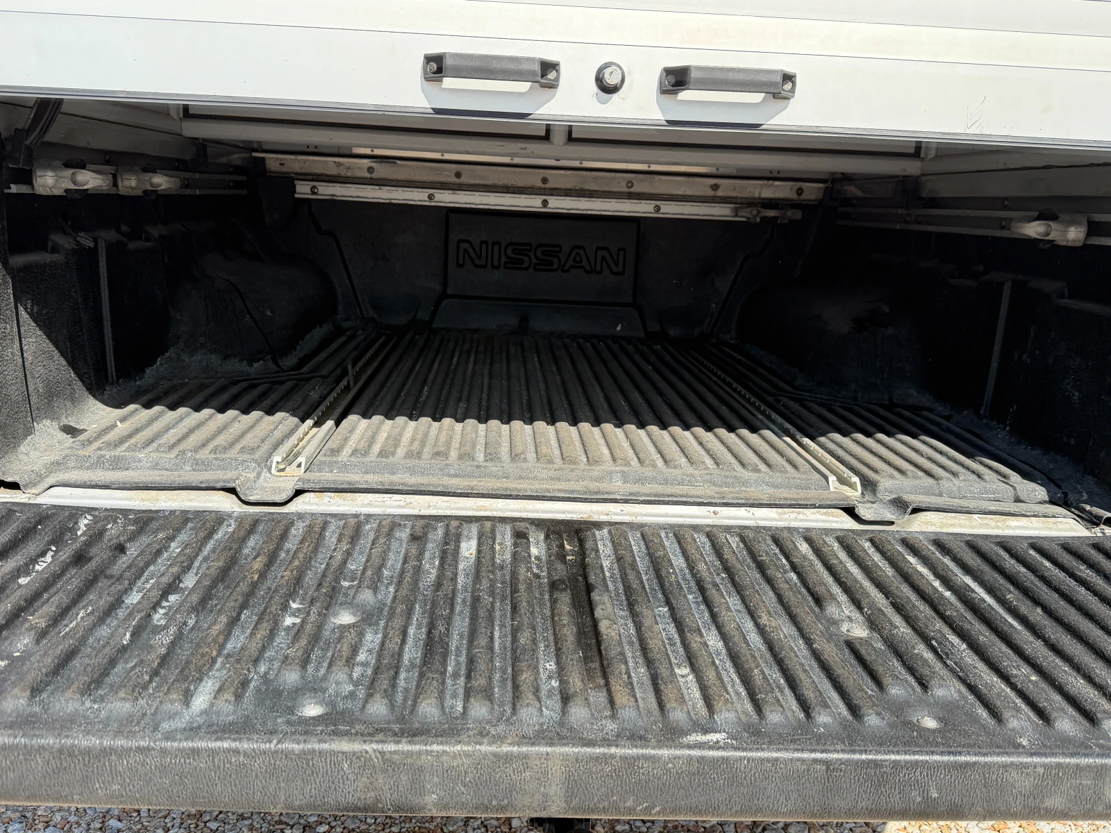 Nissan Navara 2.5TDI, 4x4, Клима , Нов внос, , , , снимка 10 - Автомобили и джипове - 54296928