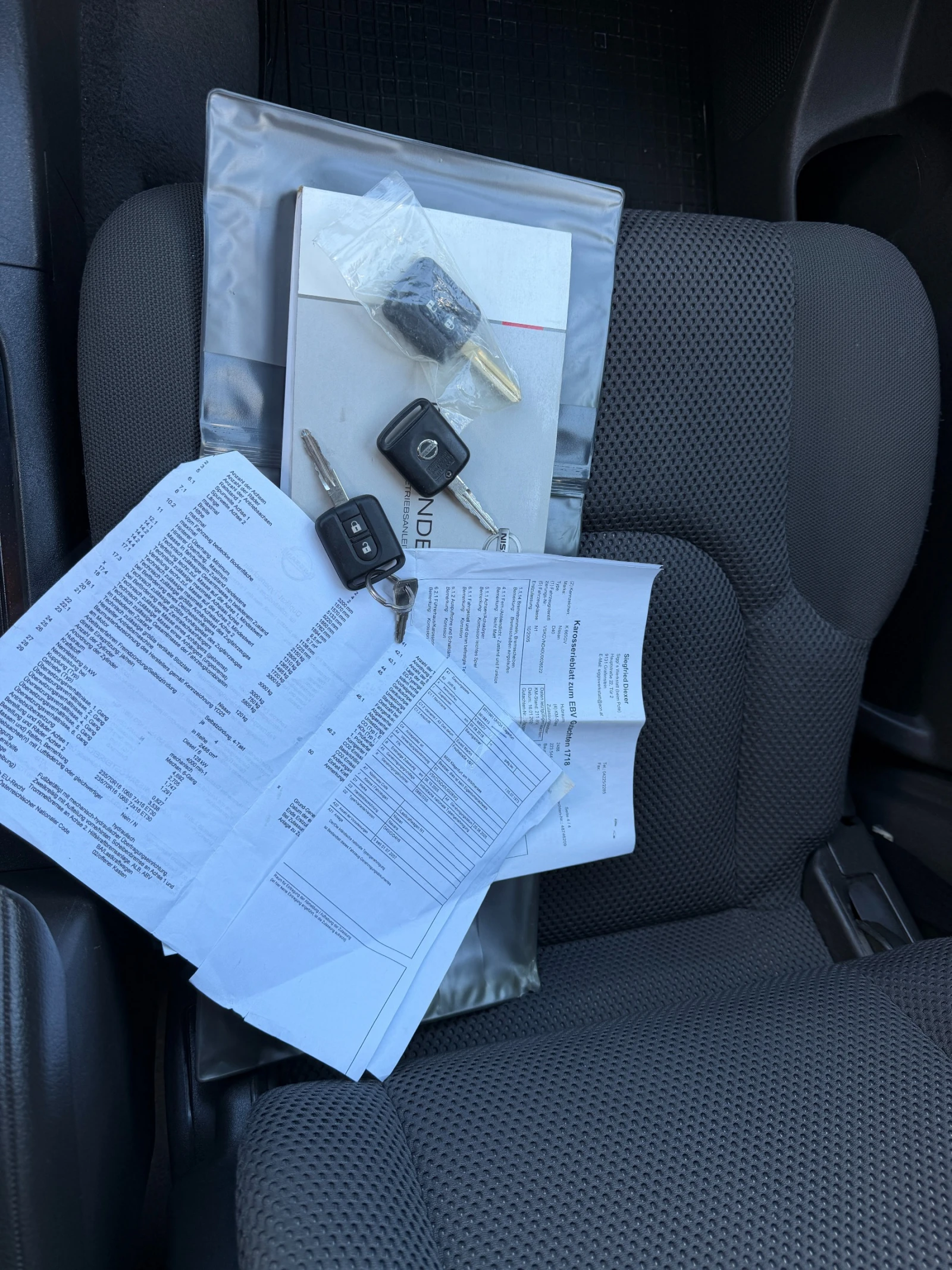 Nissan Navara 2.5TDI, 4x4, Клима , Нов внос, , , , снимка 17 - Автомобили и джипове - 54296928