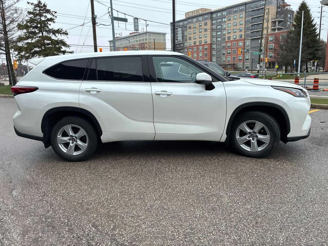 Toyota Highlander | LE | CARFAX | ПОДГРЕВИ | KEYLESS, снимка 3 - Автомобили и джипове - 54331014