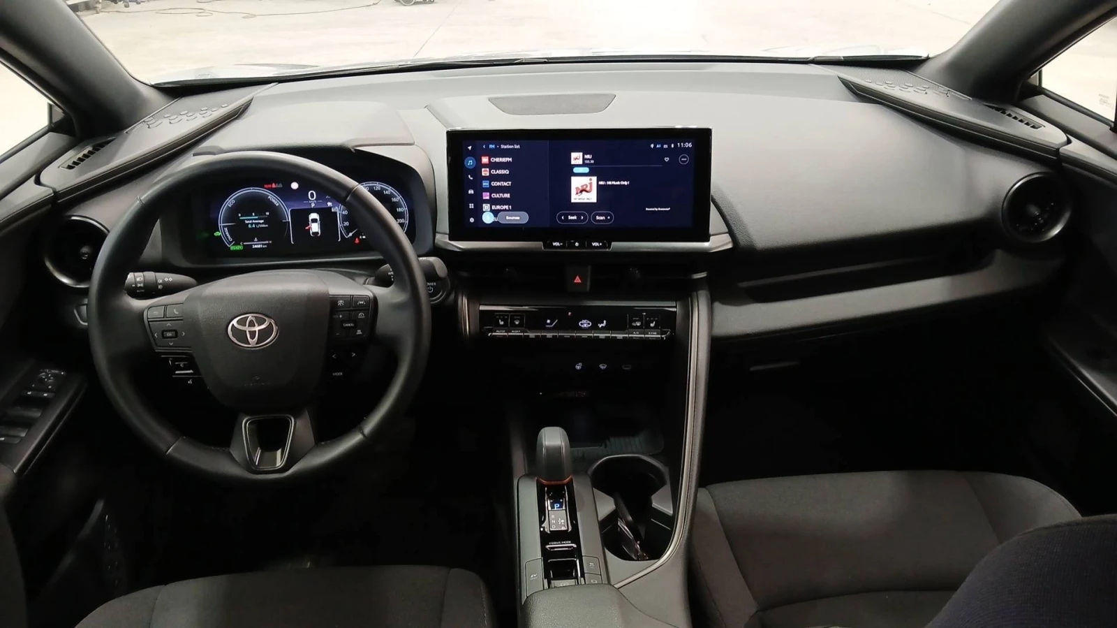 Toyota C-HR C-HR Design, снимка 9 - Автомобили и джипове - 54341140