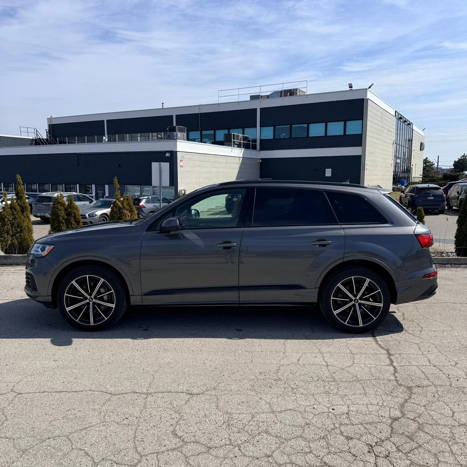 Audi Q7 Komfort * * CARFAX * * ���� ������ * *  | Mobile.bg � ����������� 3
