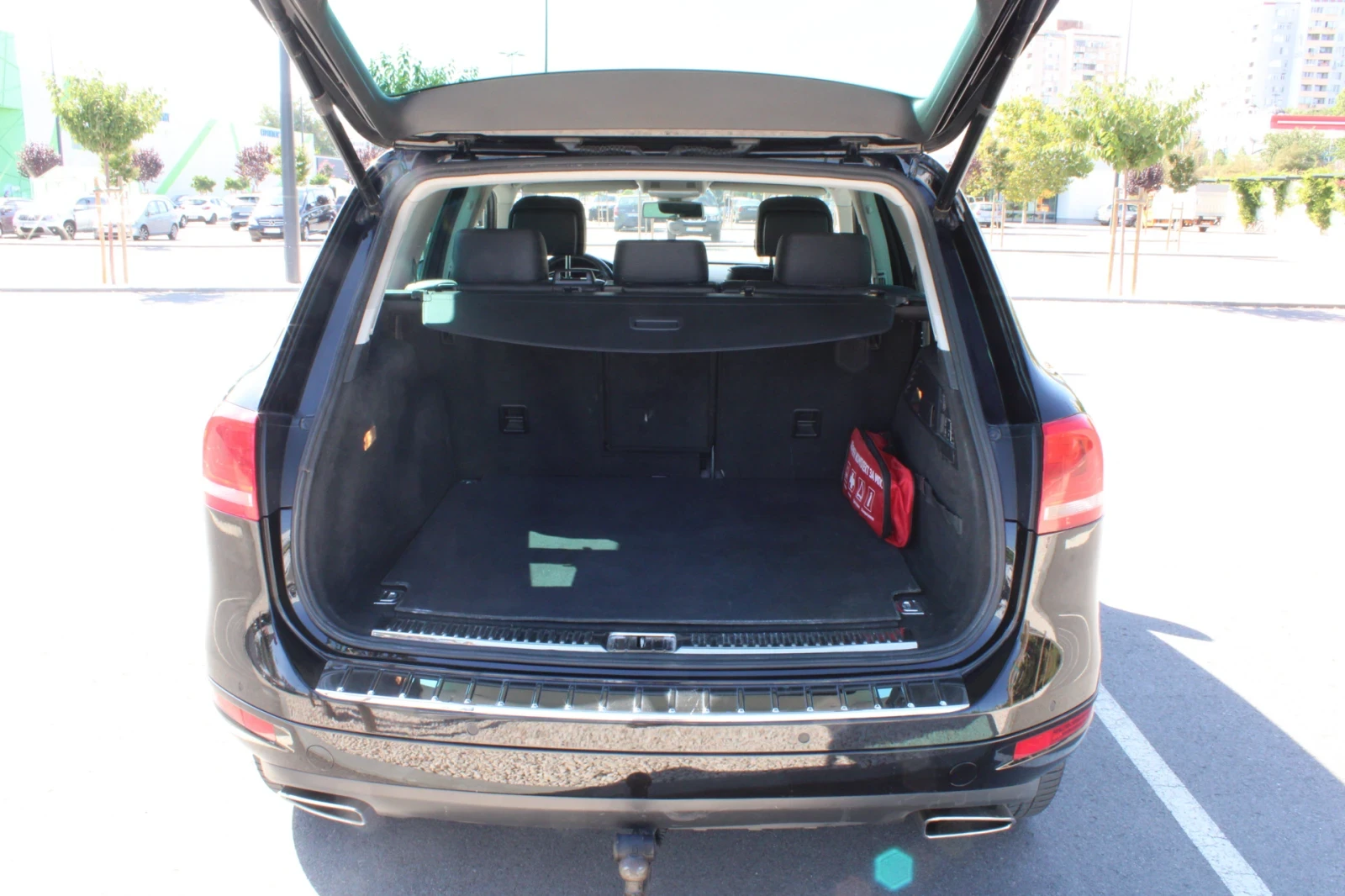 VW Touareg, снимка 15 - Автомобили и джипове - 55371658