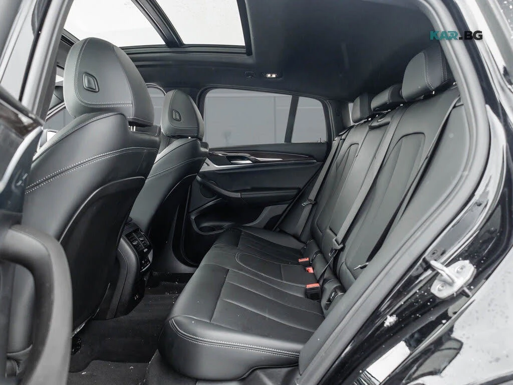 BMW X4 XDRIVE30| HUD| ПАНО| 360 КАМЕРА, снимка 15 - Автомобили и джипове - 56076177