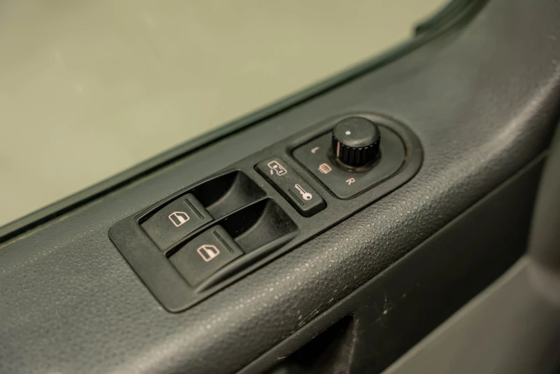 VW Transporter BESTEL, снимка 9 - Бусове и автобуси - 52570899