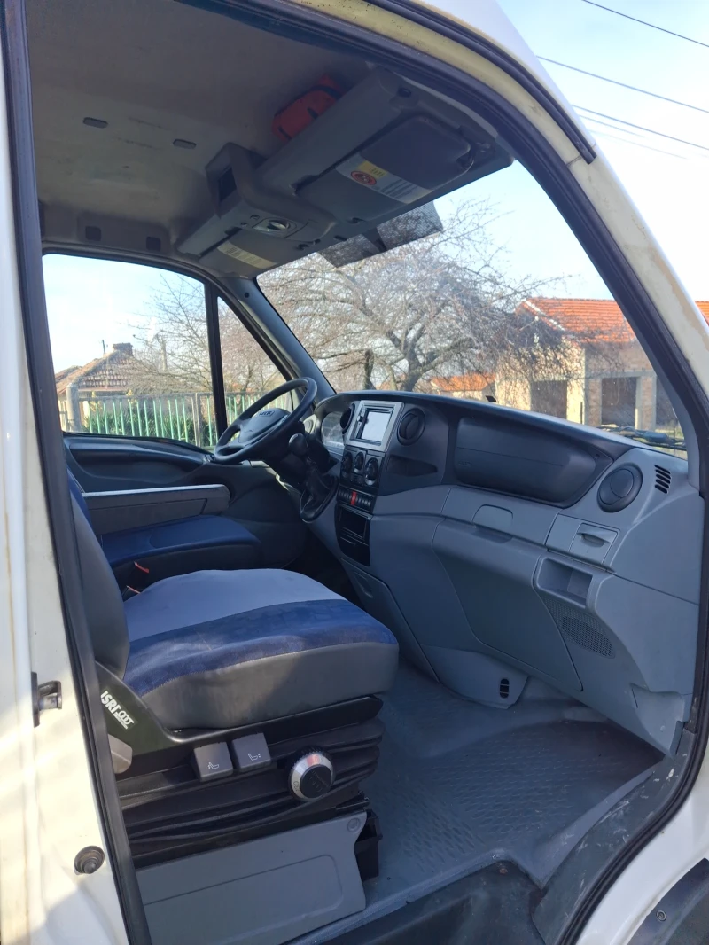Iveco Daily 2.3 136к.с * климатик* 5+ 1 М1, снимка 5 - Бусове и автобуси - 52869141