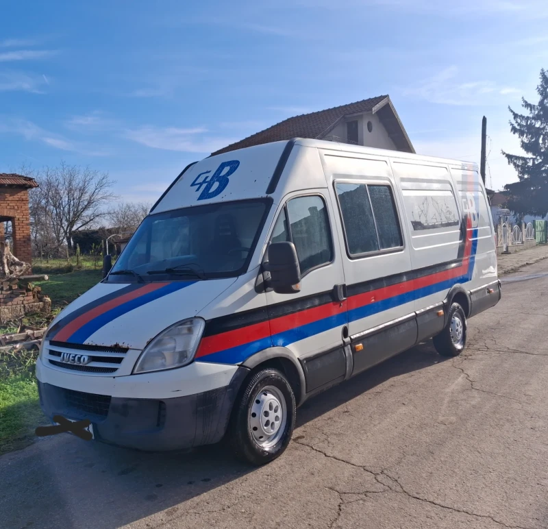 Iveco Daily 2.3 136к.с * климатик* 5+ 1 М1