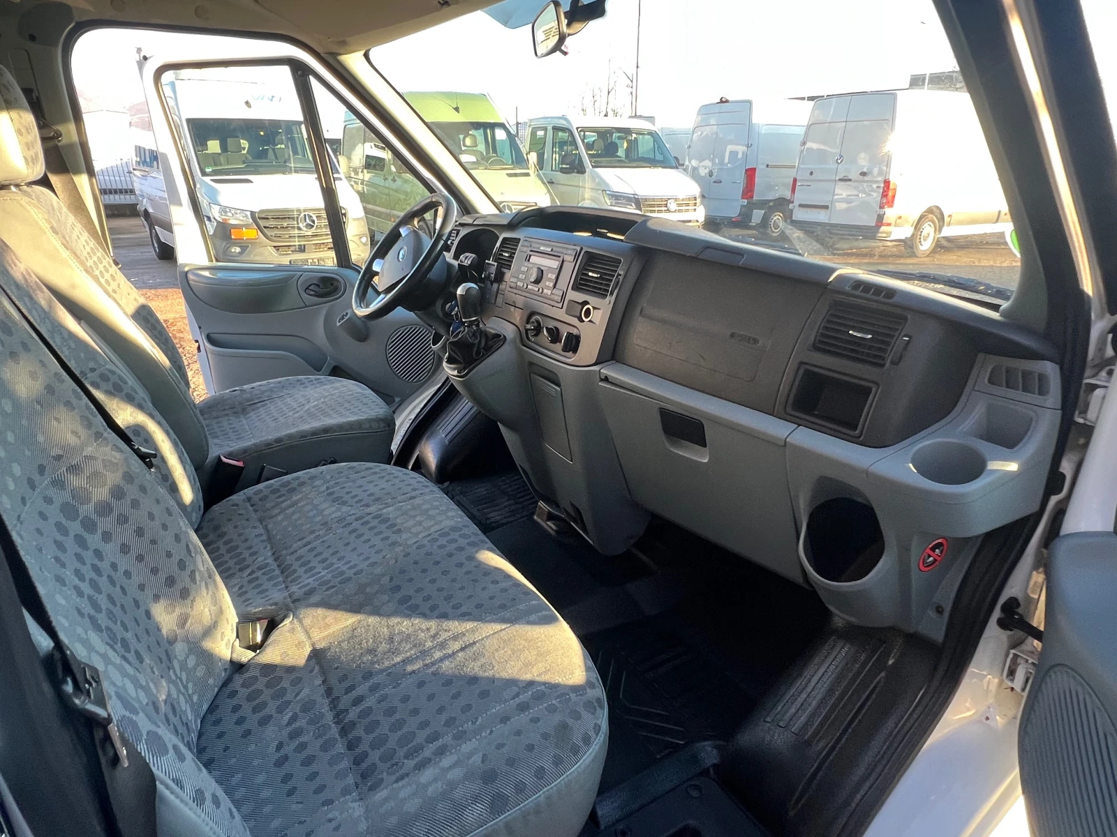 Ford Transit 9 МЕСТА , ПЪТНИЧЕСКИ , КЛИМА , ТЕМПОМАТ , ТОП - изображение 7
