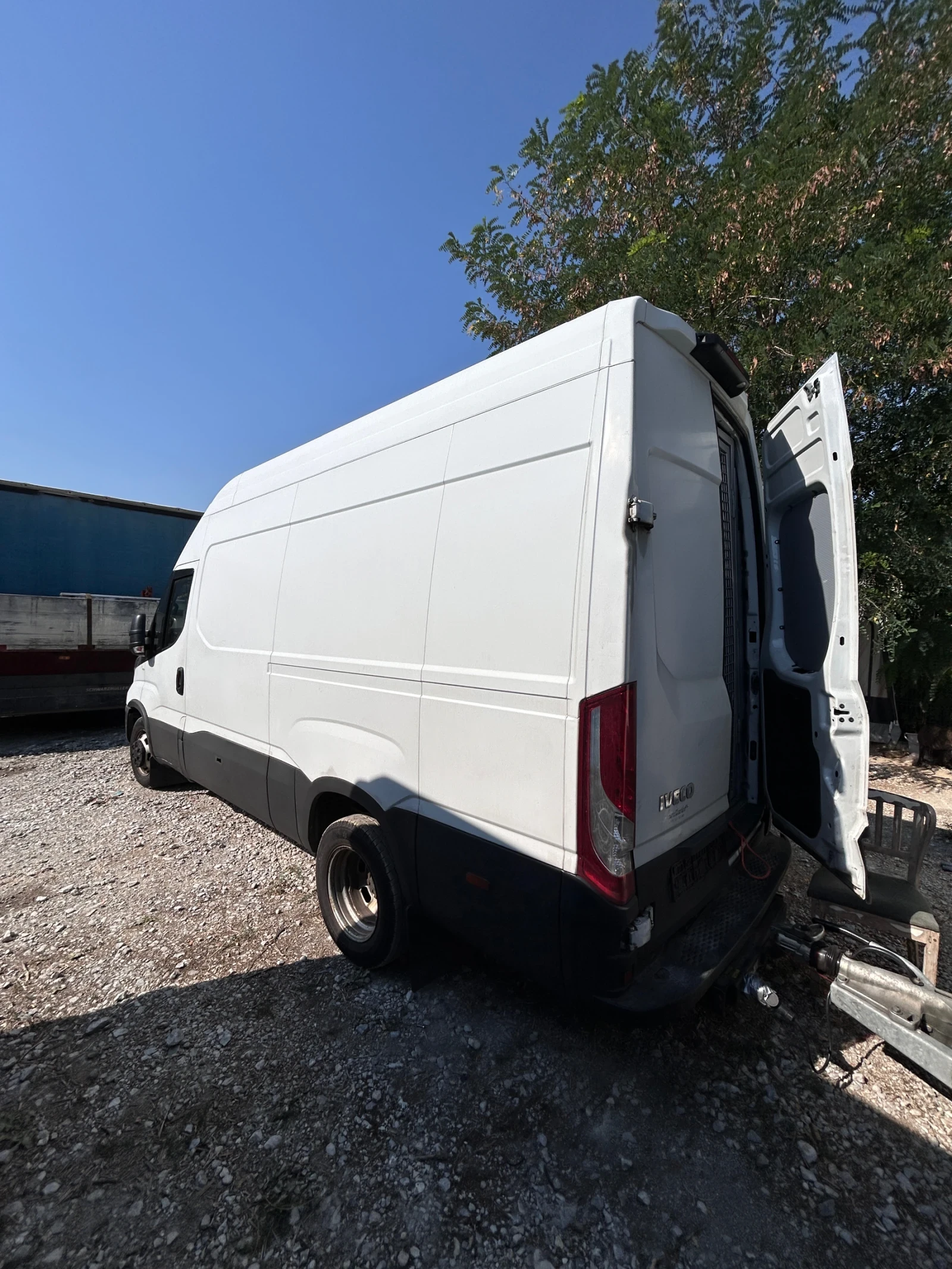 Iveco Daily HI-MATIC Двойни Задни Гуми НОВ ВНОС ОТ ХОЛАНДИЯ - изображение 10