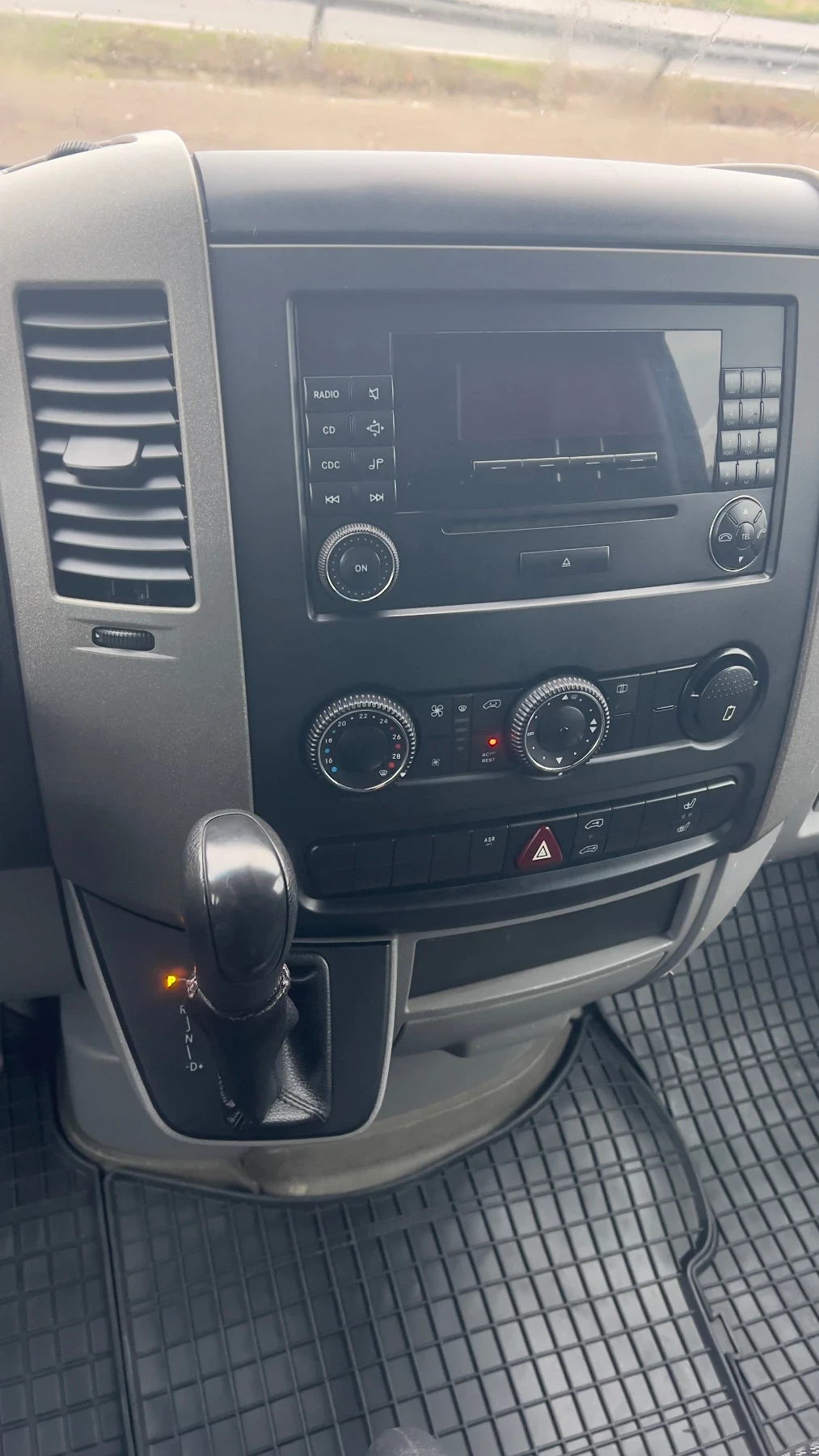 Mercedes-Benz Sprinter 318 642 V6 184коня Макси - изображение 8