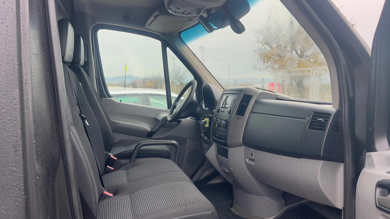 Mercedes-Benz Sprinter 318 642 V6 184  | Mobile.bg   13