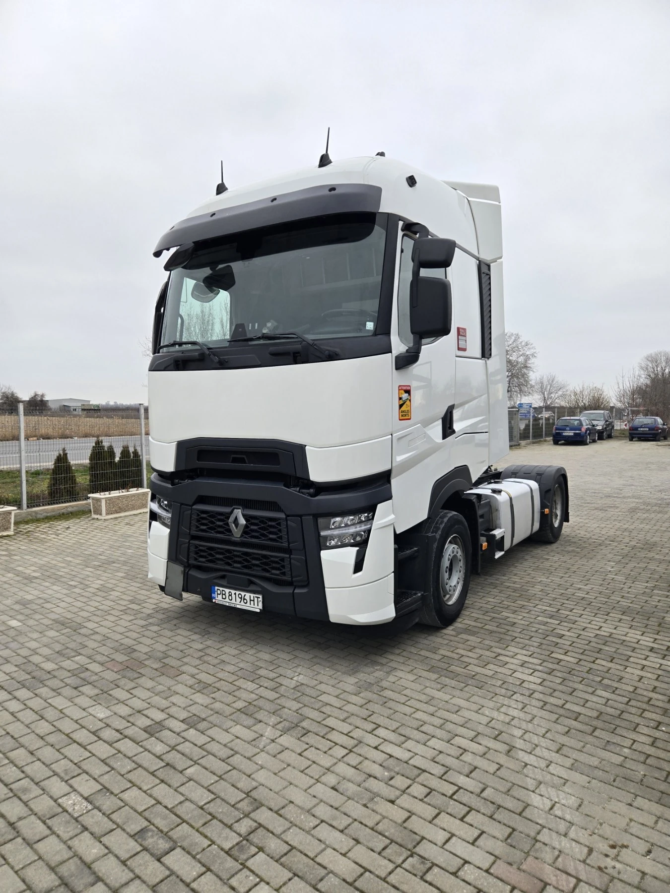 Renault T, снимка 2 - Камиони - 53827950