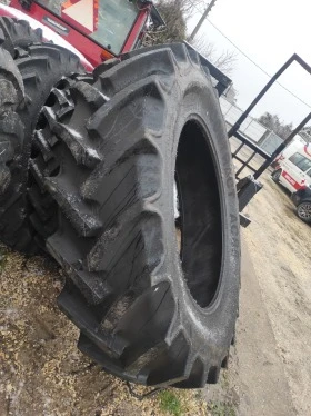 Гуми, снимка 1