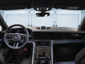 Porsche Panamera 4* E-HYBRID* FACELIFT* MATRIX* BOSE* ПАНО* ГАРАНЦИ, снимка 16