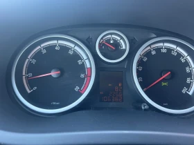 Opel Corsa 1.4 климатик, подгрев 106.000км, снимка 13