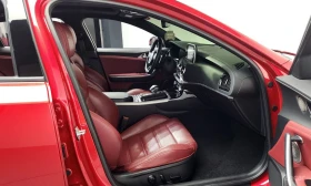 Kia Stinger 3.3* GT* HEAD-UP* 360 КАМЕРИ* ПОДГРЕВ* ОБДУХВАНЕ, снимка 9
