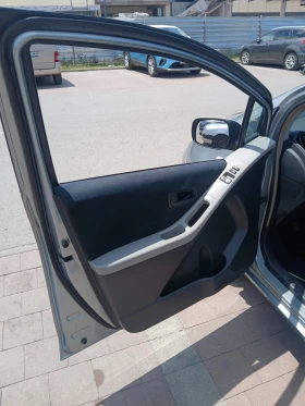 Toyota Yaris D4D, снимка 9