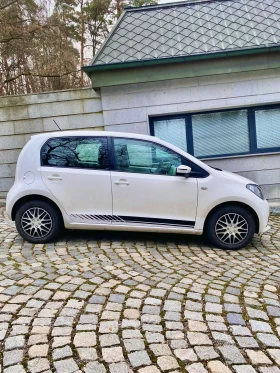 Обява за продажба на VW Up 1.0l CNG Метан ~11 300 лв. - изображение 3