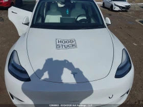 Tesla Model Y Long Range 4x4  | Auto.bg — изображение 9