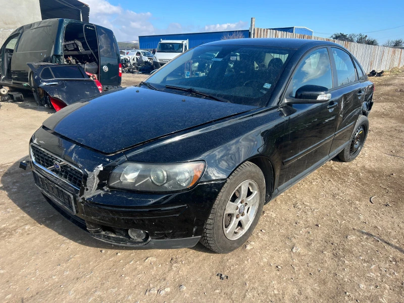 Volvo S40 1.6i, снимка 2 - Автомобили и джипове - 39606117