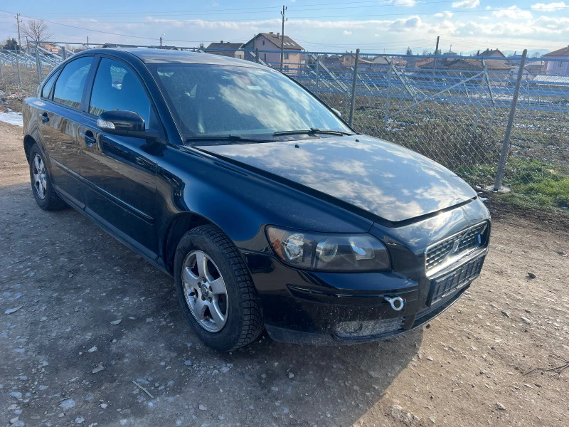 Volvo S40 1.6i, снимка 1 - Автомобили и джипове - 39606117