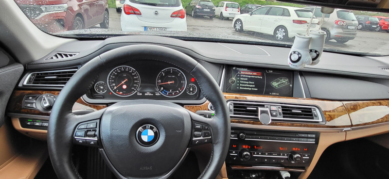 BMW 740  740 LD    Xdrive , снимка 11 - Автомобили и джипове - 46018099
