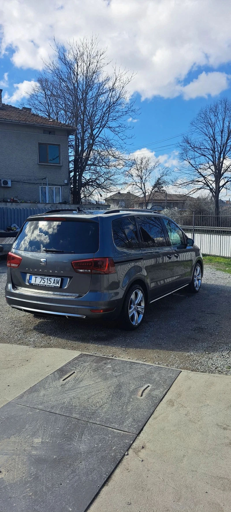 Seat Alhambra 2.0 TDi exlusiv 150к.с.6+ 1, снимка 3 - Автомобили и джипове - 49597375