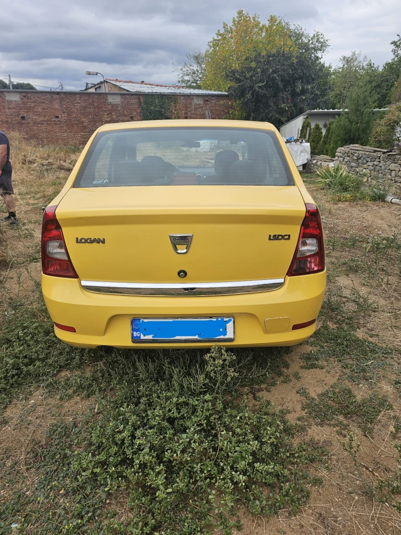 Dacia Logan, снимка 2 - Автомобили и джипове - 52409795