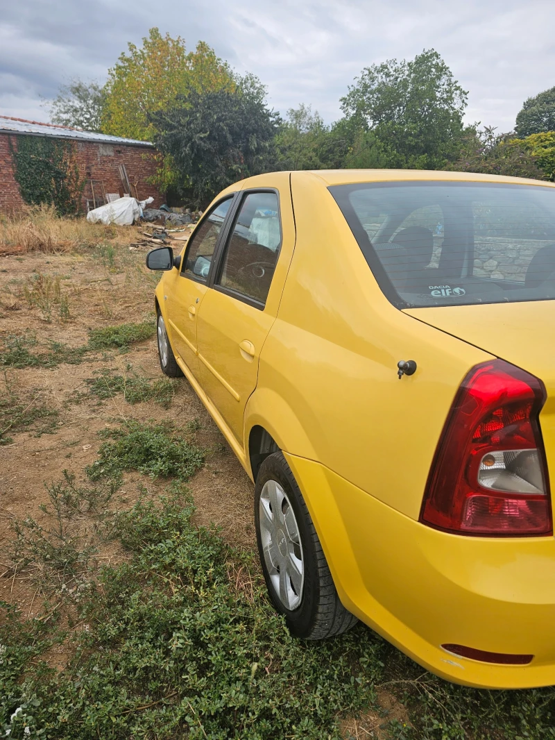 Dacia Logan, снимка 4 - Автомобили и джипове - 52409795