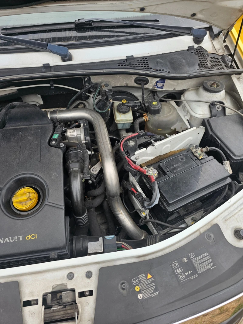 Dacia Logan, снимка 11 - Автомобили и джипове - 52409795