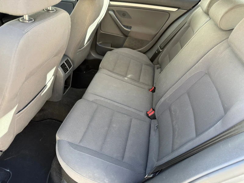 VW Golf 2.0TDI* 4motion* , снимка 9 - Автомобили и джипове - 52929396