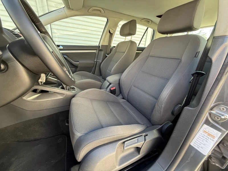 VW Golf 2.0TDI* 4motion* , снимка 8 - Автомобили и джипове - 52929396