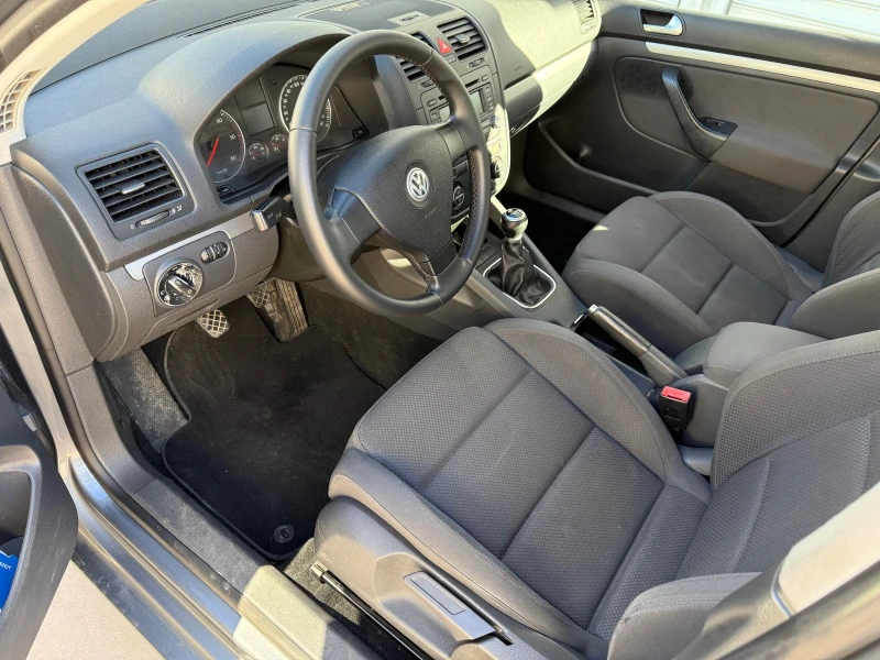 VW Golf 2.0TDI* 4motion* , снимка 5 - Автомобили и джипове - 52929396