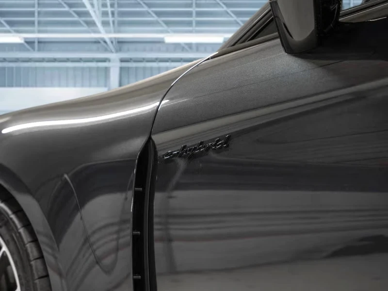 Porsche Panamera 4* E-HYBRID* FACELIFT* MATRIX* BOSE* ПАНО* ГАРАНЦИ, снимка 3 - Автомобили и джипове - 53143355