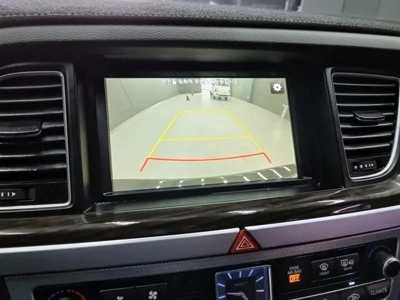 Genesis G80 3.3, снимка 10 - Автомобили и джипове - 54421028