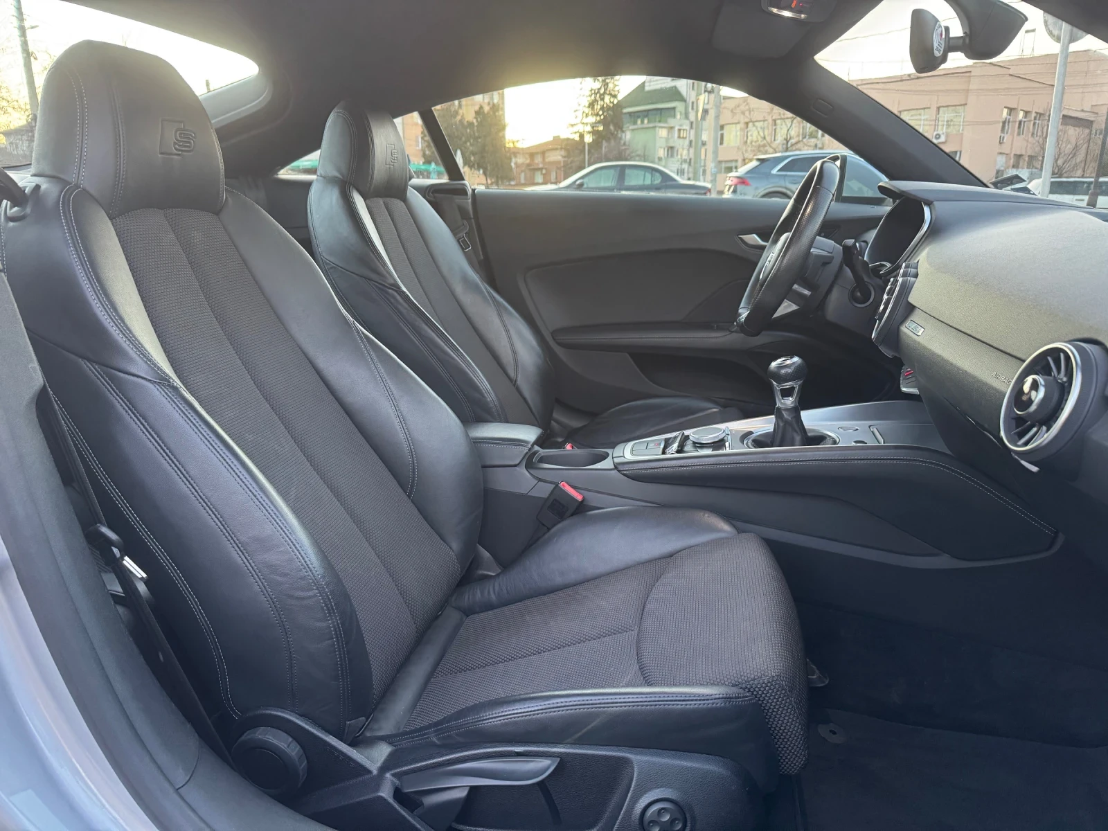 Audi Tt S-Line | Mobile.bg   11